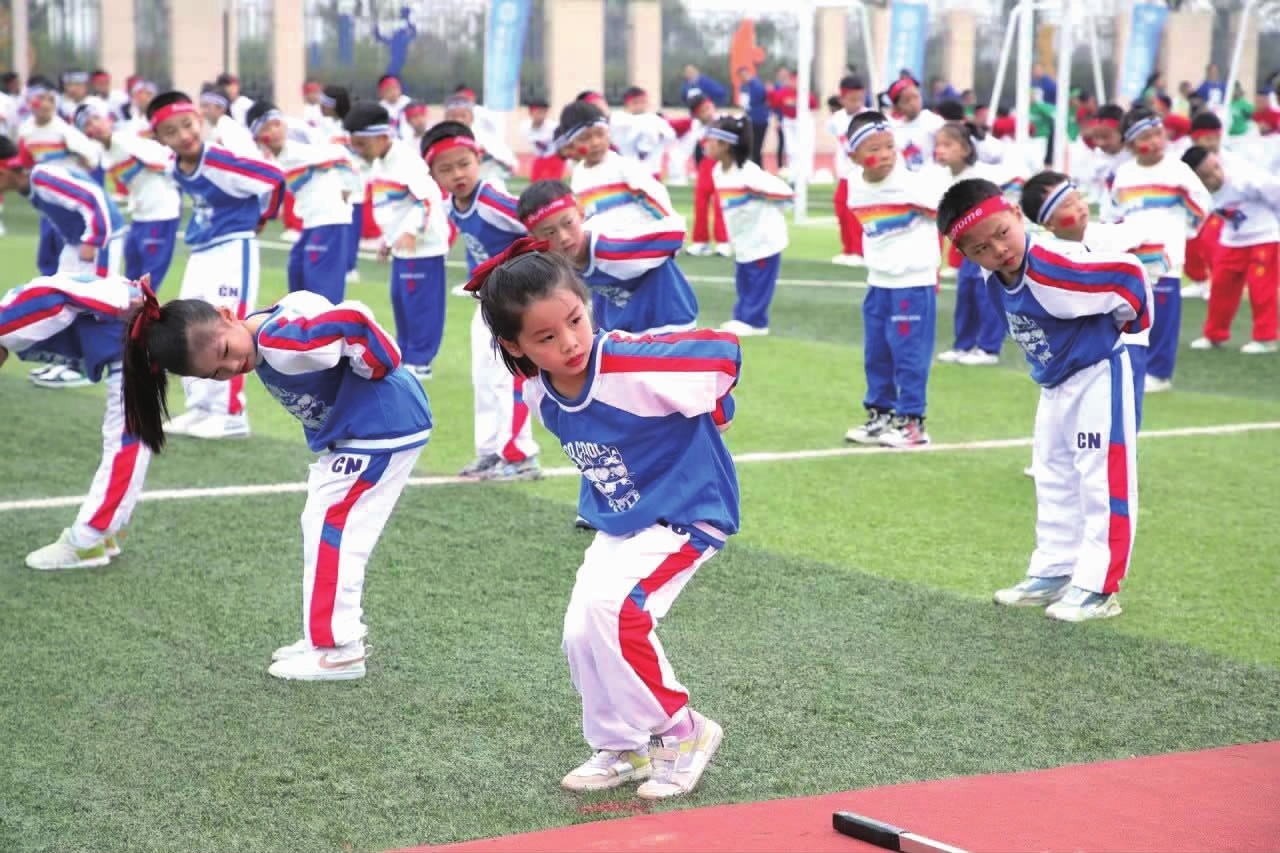 什么是牛牛中的“顺子牛”与“五花牛”？不同变种规则的收益对比。（顺子牛与五花牛怎么区分？牛牛各变种规则的收益差异一览）